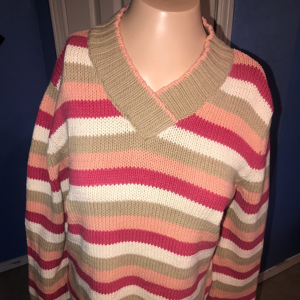Women’s Tri-colored Sweater